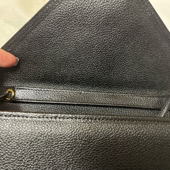 YSL Saint Lawrence Crossbody - Picture 13 of 16